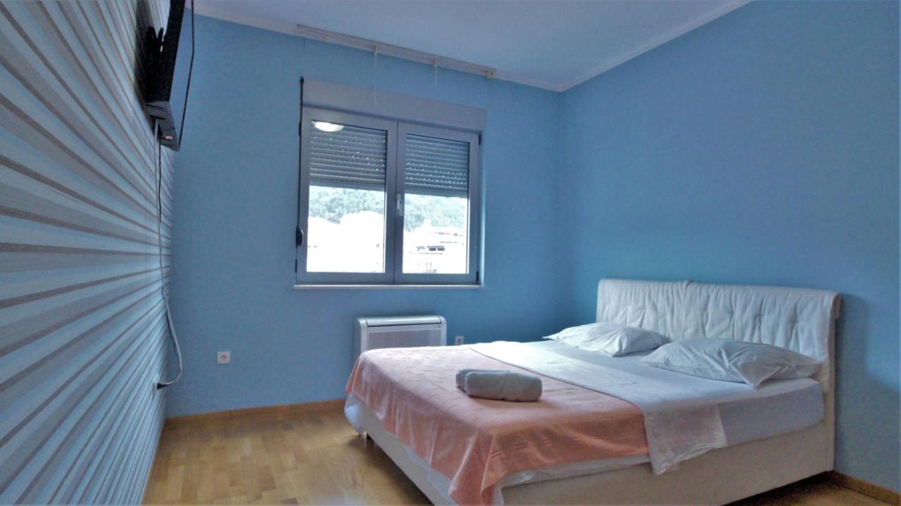 M&l Lux 3-bedroom Apartment